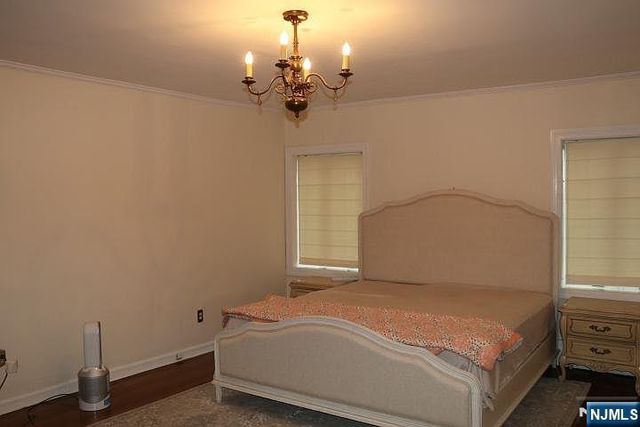 1014 Arcadian Way, Fort Lee, NJ 07024