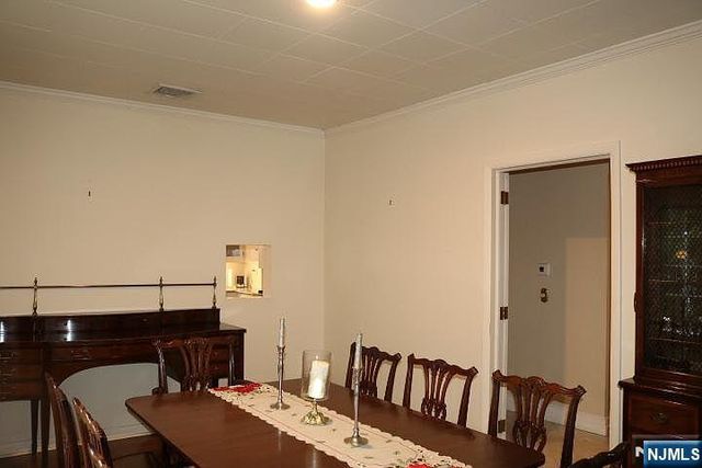 1014 Arcadian Way, Fort Lee, NJ 07024