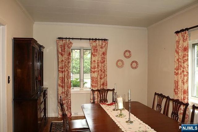 1014 Arcadian Way, Fort Lee, NJ 07024