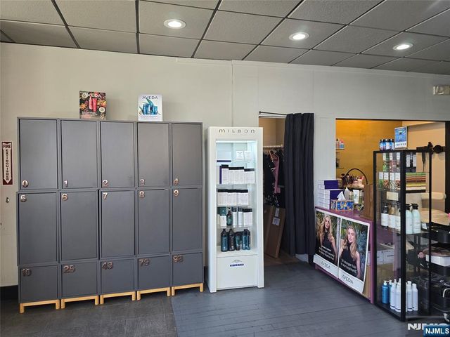 425 Broad, Palisades Park, NJ 07650