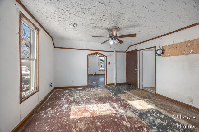 510 La Grave Avenue Se, City Of Grand Rapids, MI 49503