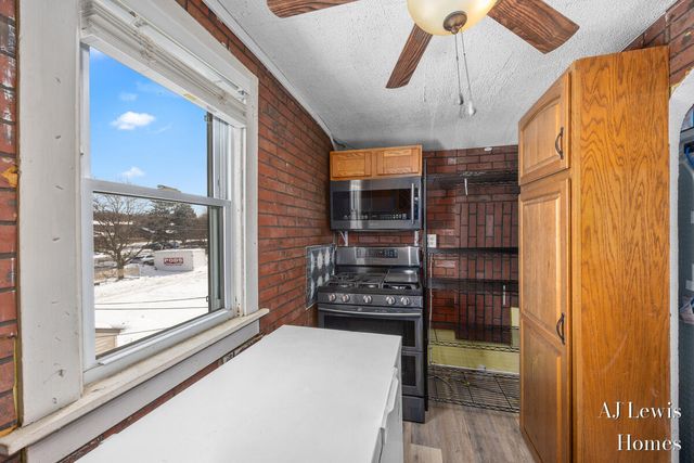 510 La Grave Avenue Se, City Of Grand Rapids, MI 49503