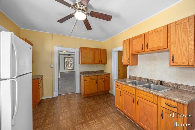 510 La Grave Avenue Se, City Of Grand Rapids, MI 49503