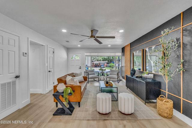 2351 CALADIUM Road, Jacksonville, FL 32211
