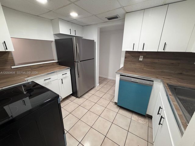 13700 SW 62nd Street 143, Miami, FL 33183