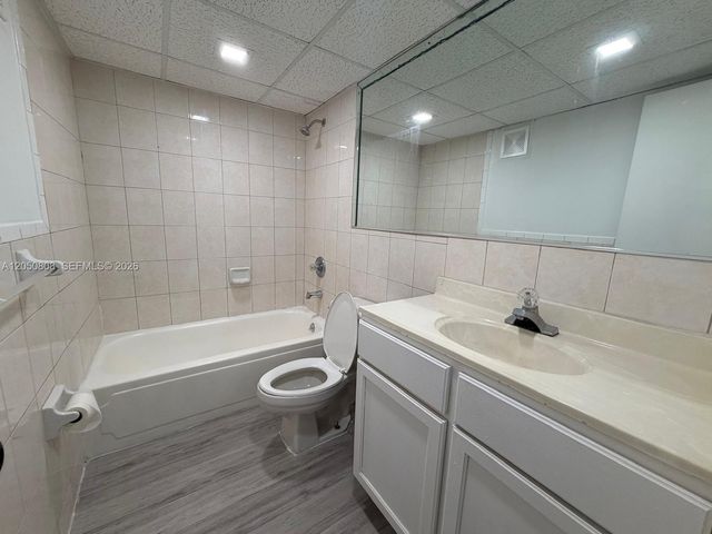 13700 SW 62nd Street 143, Miami, FL 33183
