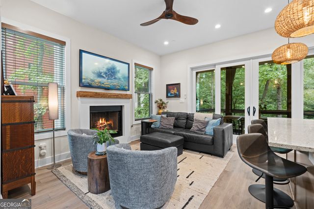 110 Arcadia Avenue, Fayetteville, GA 30214