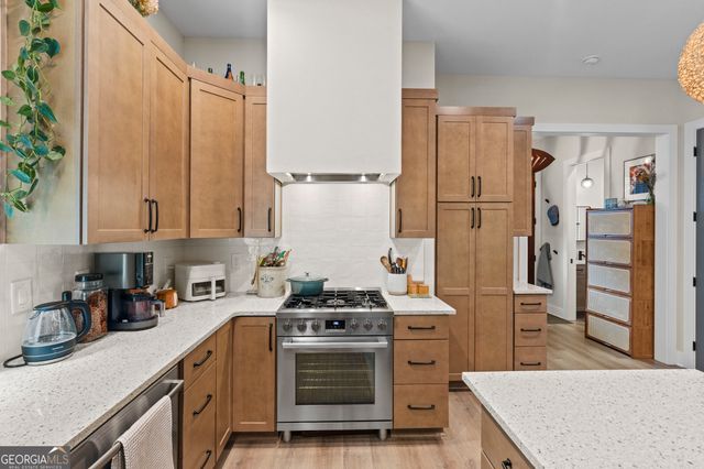 110 Arcadia Avenue, Fayetteville, GA 30214