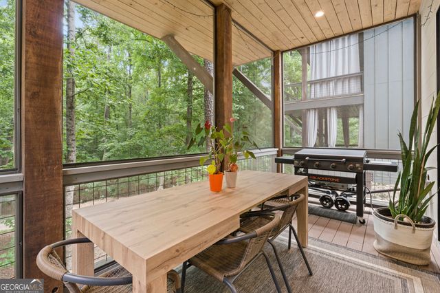 110 Arcadia Avenue, Fayetteville, GA 30214