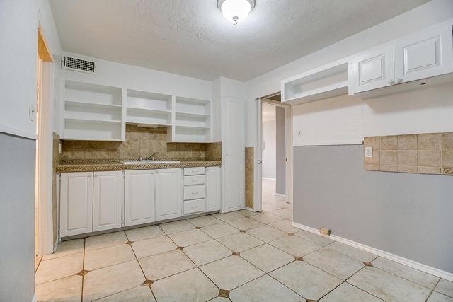 209 Robin Hood Trail, San Angelo, TX 76901