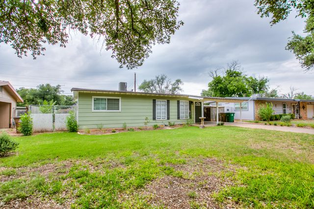 209 Robin Hood Trail, San Angelo, TX 76901