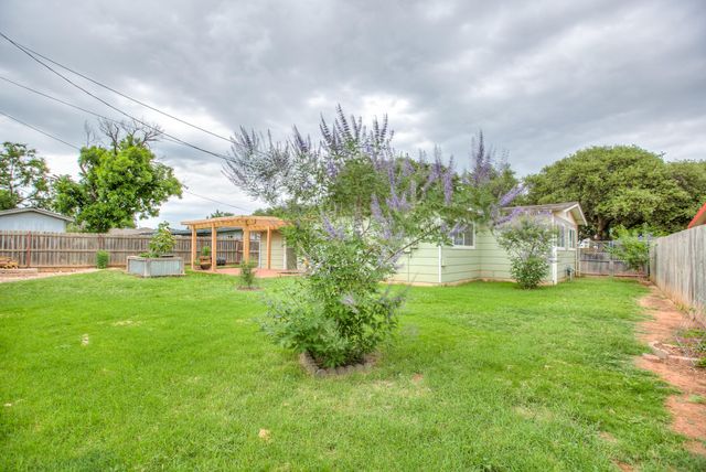 209 Robin Hood Trail, San Angelo, TX 76901