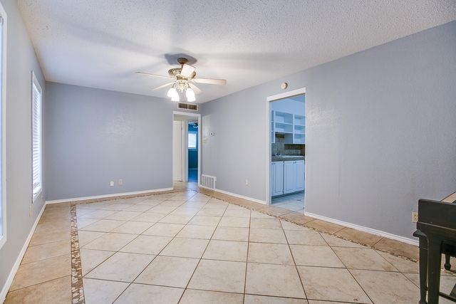 209 Robin Hood Trail, San Angelo, TX 76901