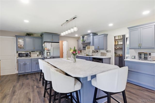 9250 Greiner Road, Clarence, NY 14031