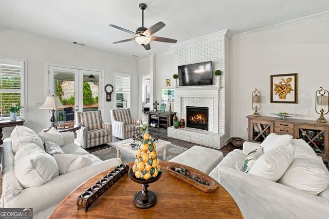236 Chatuge Drive, Hoschton, GA 30548