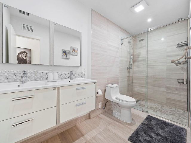 6951 S Miami Lakeway S 6951, Miami Lakes, FL 33014