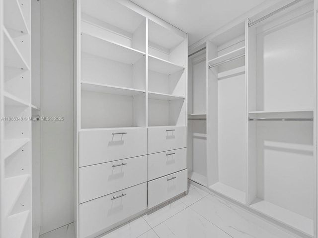 6951 S Miami Lakeway S 6951, Miami Lakes, FL 33014