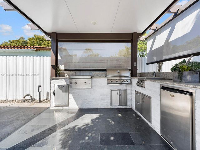 6951 S Miami Lakeway S 6951, Miami Lakes, FL 33014