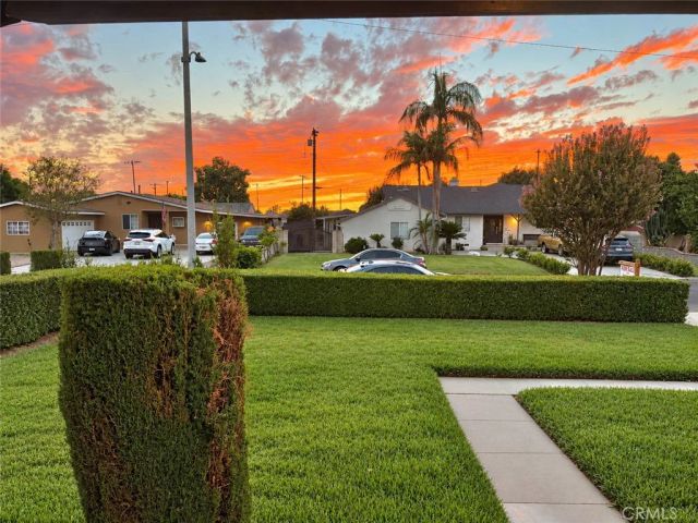 1030 S Pricedale, West Covina, CA 91790