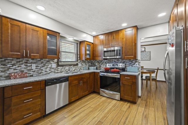 1099 Melinda Drive, Westerville, OH 43081
