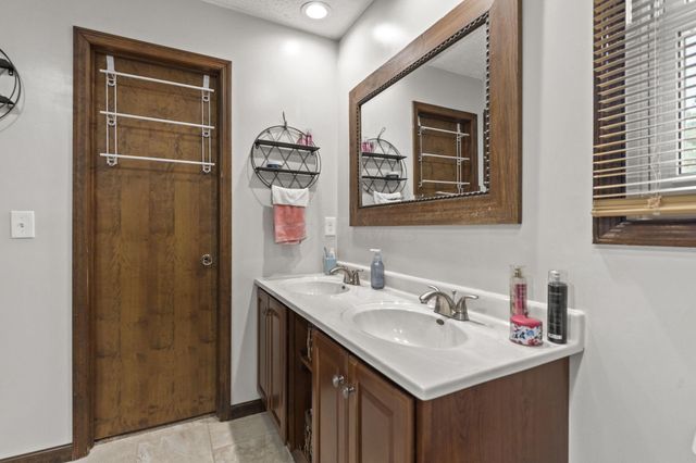 1099 Melinda Drive, Westerville, OH 43081
