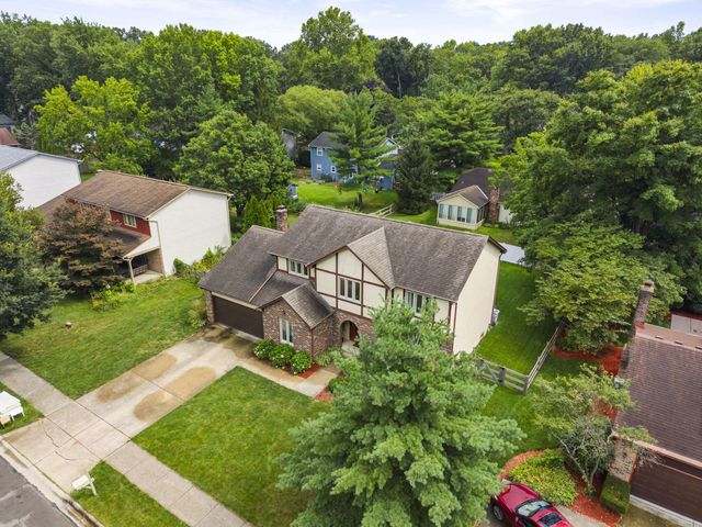 1099 Melinda Drive, Westerville, OH 43081
