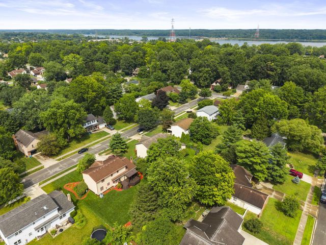 1099 Melinda Drive, Westerville, OH 43081