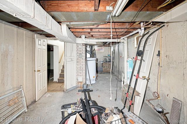 912 W Genesee Street, Flint, MI 48504