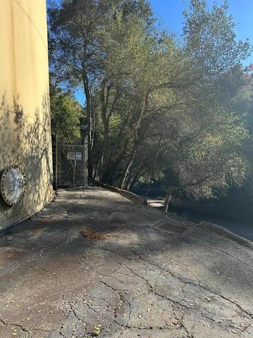 14700 Ambric Knolls Road, Saratoga, CA 95070