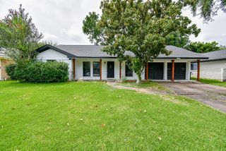 5019 Stillbrooke Dr, Houston, TX 77035