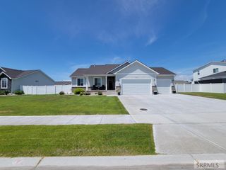 3965 N Barcelona Ave, Idaho Falls, ID 83401