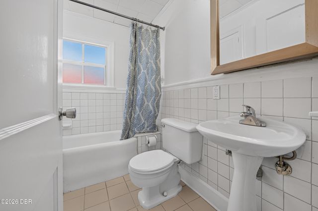 335 Hillside Avenue, Daytona Beach, FL 32118