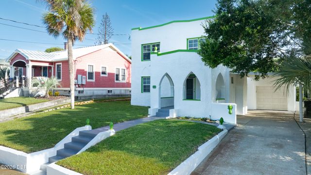 335 Hillside Avenue, Daytona Beach, FL 32118