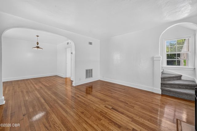 335 Hillside Avenue, Daytona Beach, FL 32118