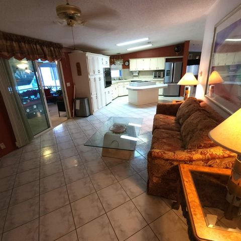 3393 Lake Overlook Place, Atlantis, FL 33462