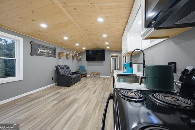 615 Winters Mountain Road, Dahlonega, GA 30533