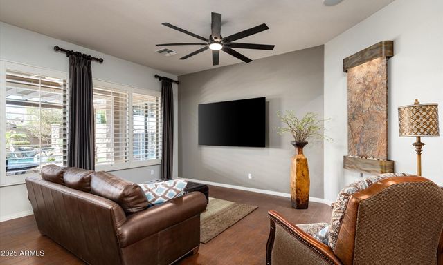 32020 N 20TH Drive, Phoenix, AZ 85085