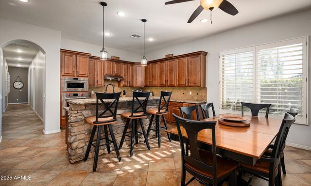 32020 N 20TH Drive, Phoenix, AZ 85085