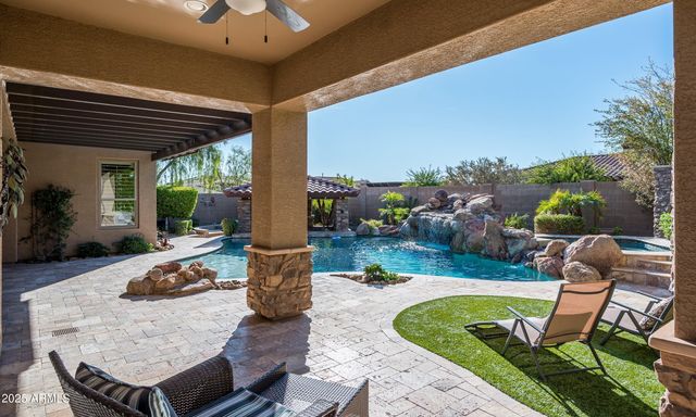 32020 N 20TH Drive, Phoenix, AZ 85085