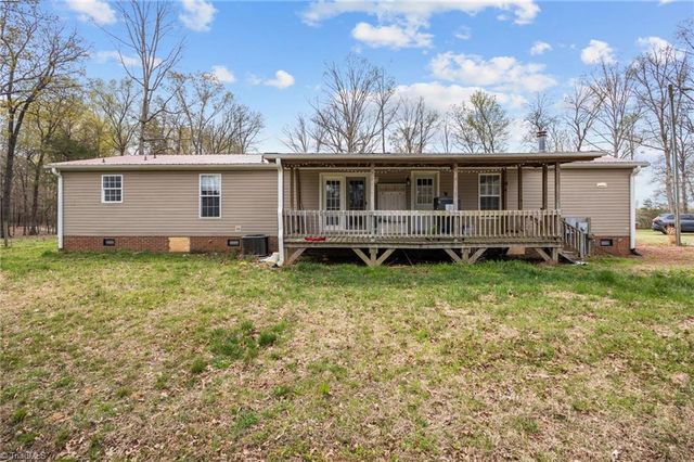 6955 Garrett Store Road, Liberty, NC 27298