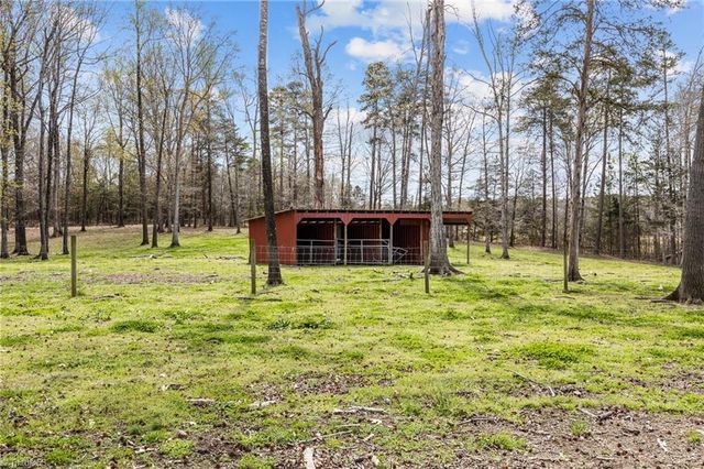 6955 Garrett Store Road, Liberty, NC 27298