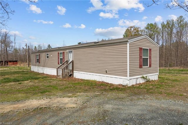 6955 Garrett Store Road, Liberty, NC 27298