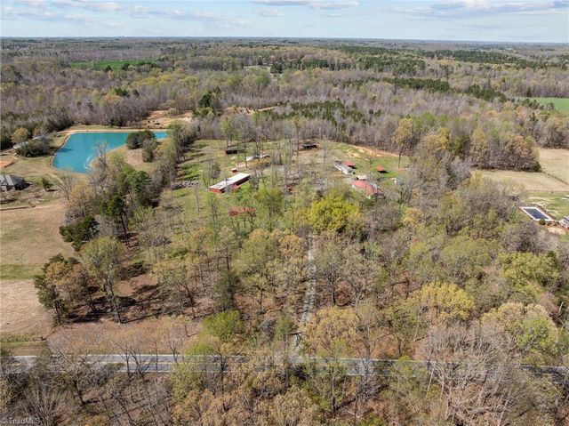 6955 Garrett Store Road, Liberty, NC 27298