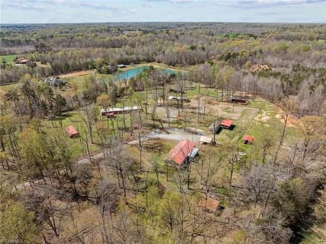 6955 Garrett Store Road, Liberty, NC 27298