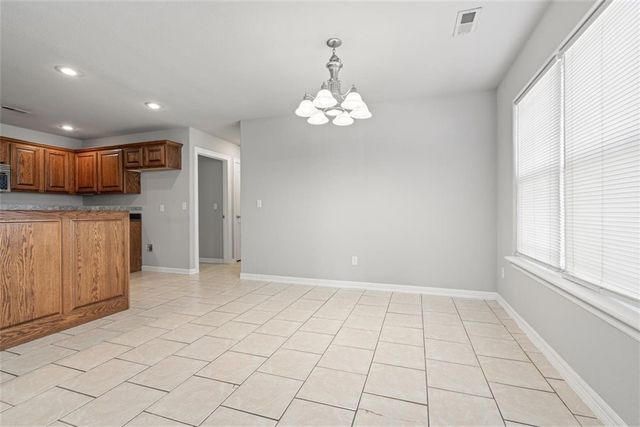 1110 E Courage, Siloam Springs, AR 72761