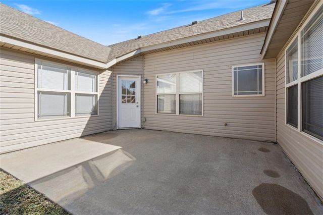 1110 E Courage, Siloam Springs, AR 72761