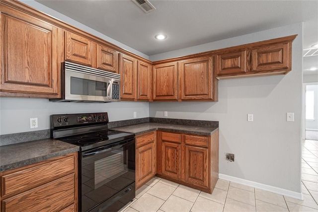 1110 E Courage, Siloam Springs, AR 72761