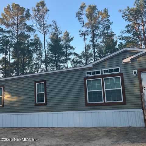 118 LARIAT Drive, Florahome, FL 32140