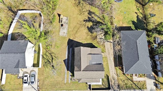 1303 N Jackson Avenue, Winston-salem, NC 27101