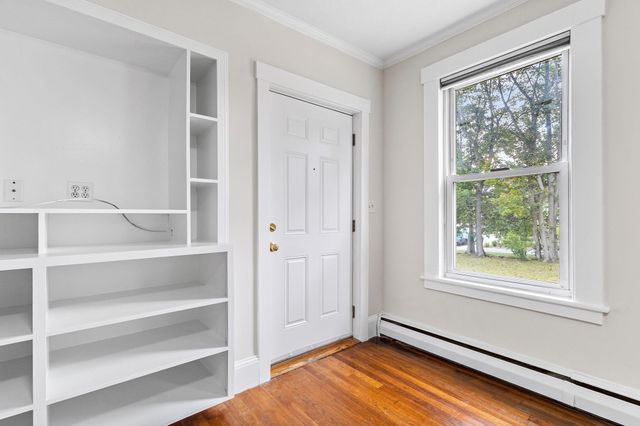 22 Salem St. 1, Winchester, MA 01890